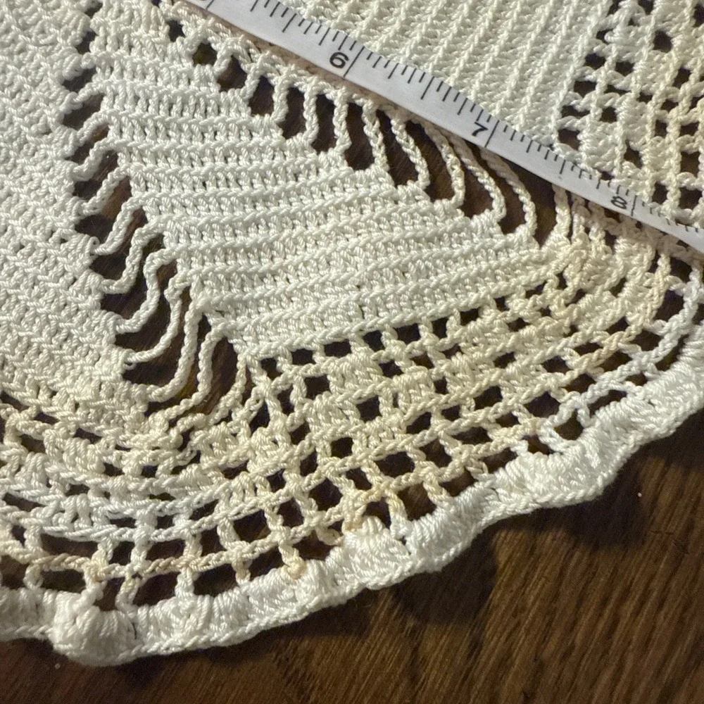LARGE LOT VINTAGE BATTENBURG‎ LACE, CUT-OUTS AND DOILIES PRICED INDIVIDUALLY